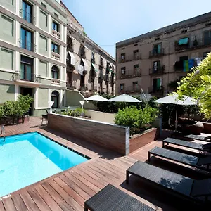4* מלון Catalonia Port